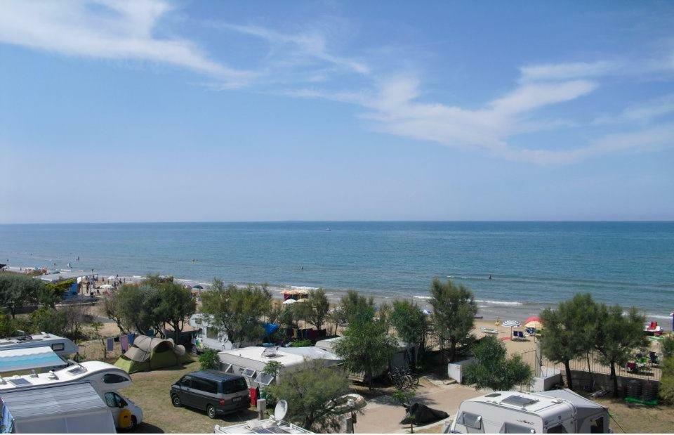 Hotel Centro Turistico La Perla Del Gargano Foce Varano Zewnętrze zdjęcie